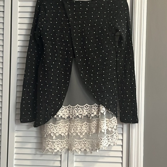 Sweater - Picture 2 of 2